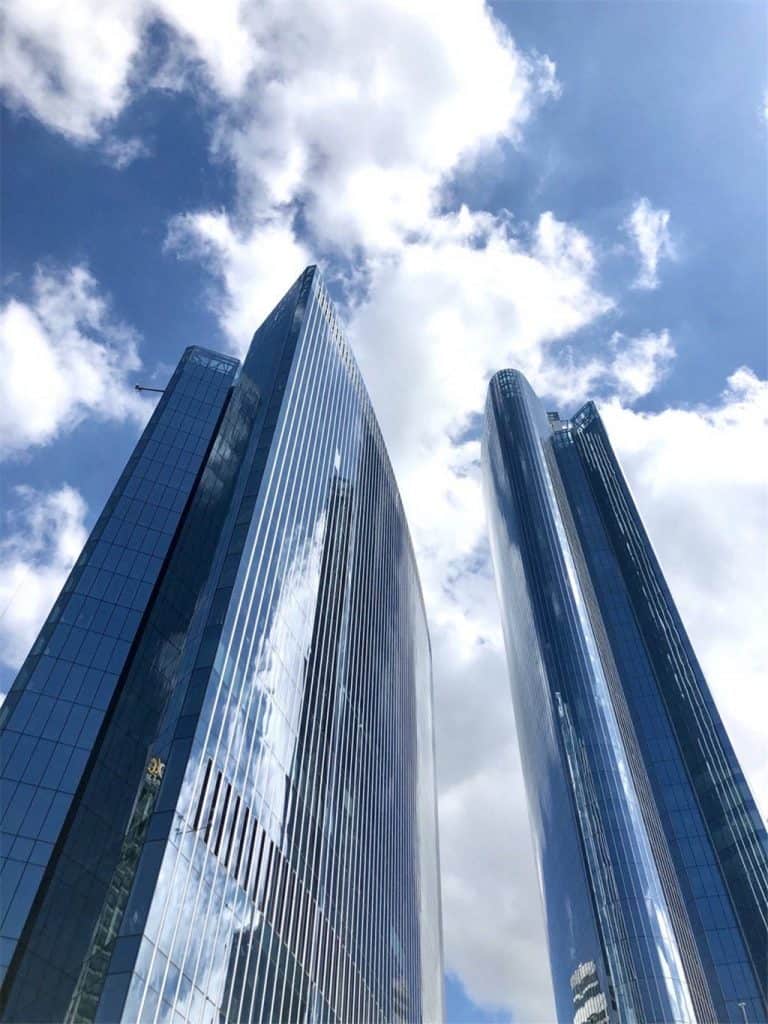 Ayala Triangle Gardens Tower Two - 马卡蒂写字楼
