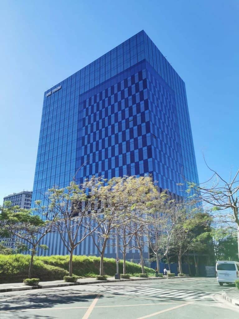 One Trium Tower Alabang298平米办公室出租